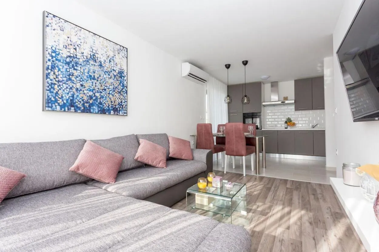 Apartment Papillon Split