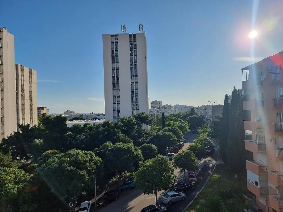 Apartment Papillon Split 0*,  Croatia